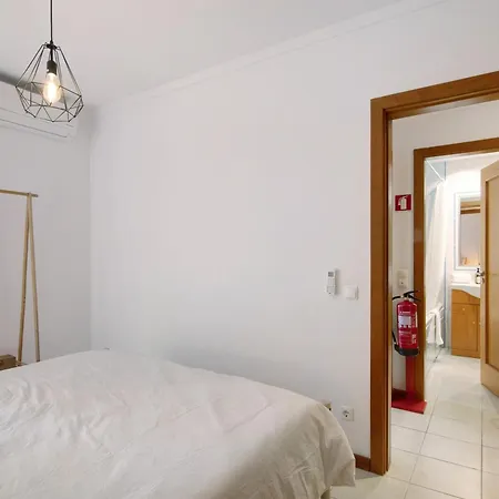 Ae Flat Falesia * Албуфейра